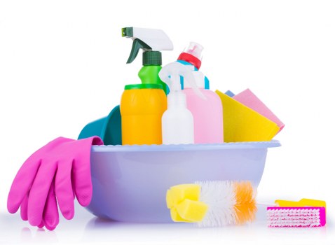 Detailed cleaning service in SW13 for a kitchen and living space