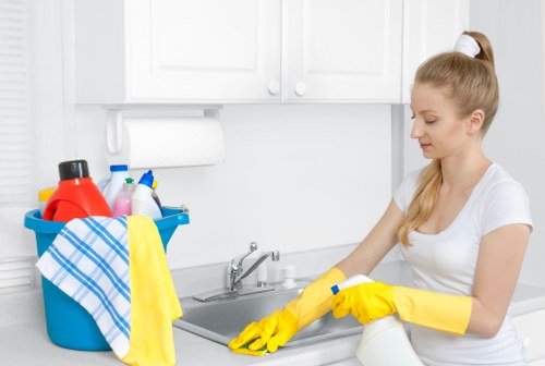 Final property clean and inspection-ready finish in SW13